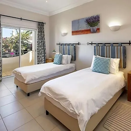 Ferrarias Sleeps 10 With Pool And Wifi 别墅 Ferrarias (Loule)