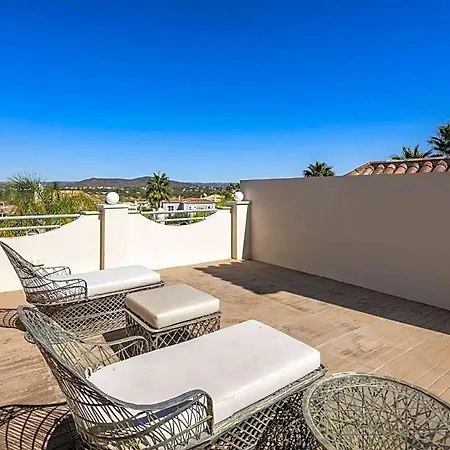 Villa Ferrarias Sleeps 10 With Pool And Wifi Ferrarias (Loule)